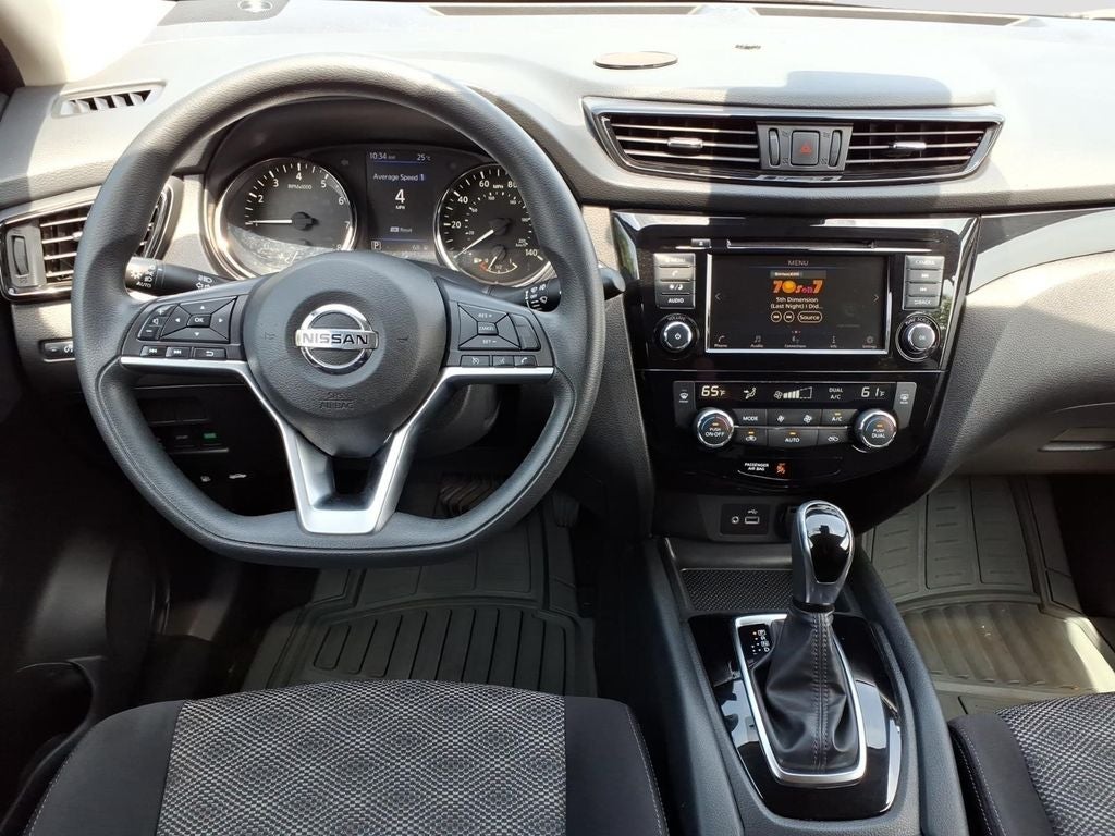 2020 Nissan Rogue Sport SV