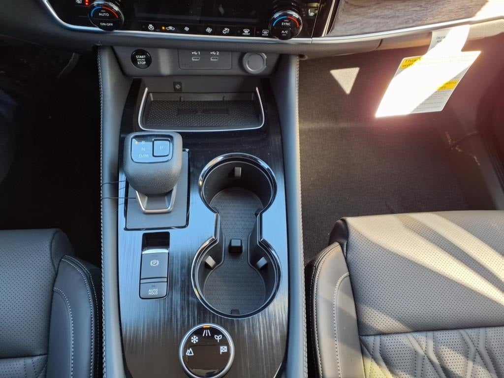 2025 Nissan Rogue Platinum