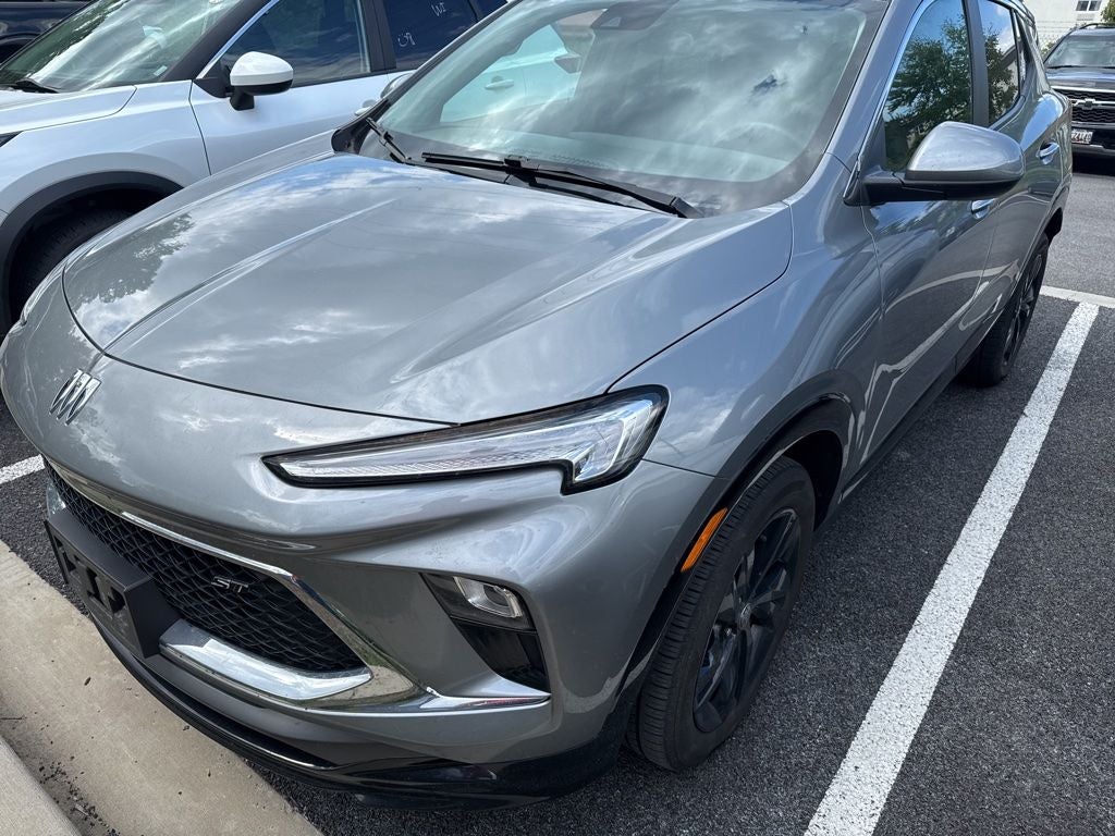 2024 Buick Encore GX Sport Touring's photo