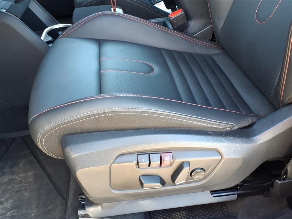 2025 MINI John Cooper Works Countryman Iconic