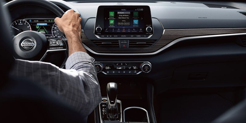 2020 Nissan Altima Dashboard