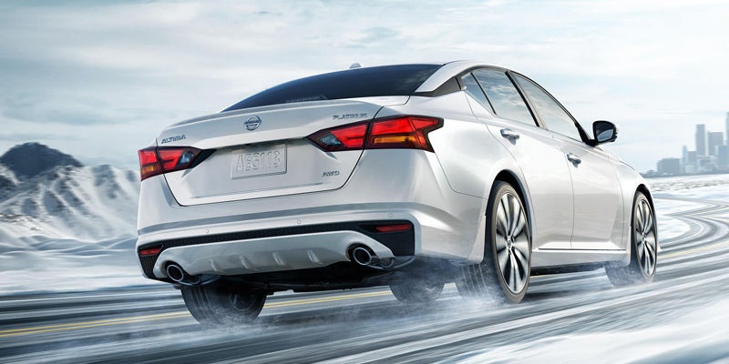 2020 Nissan Altima Back View