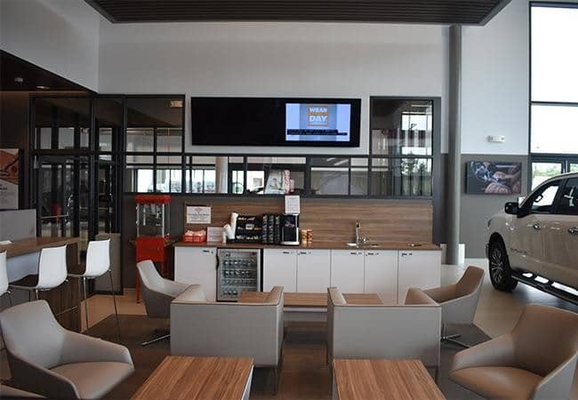 Nissan of Lexington Park Service Center